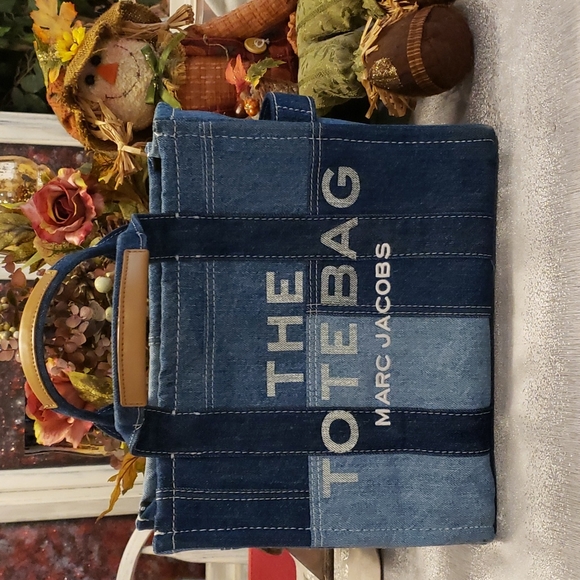 Marc Jacobs Handbags - Marc Jacobs Denim The Tote Bag